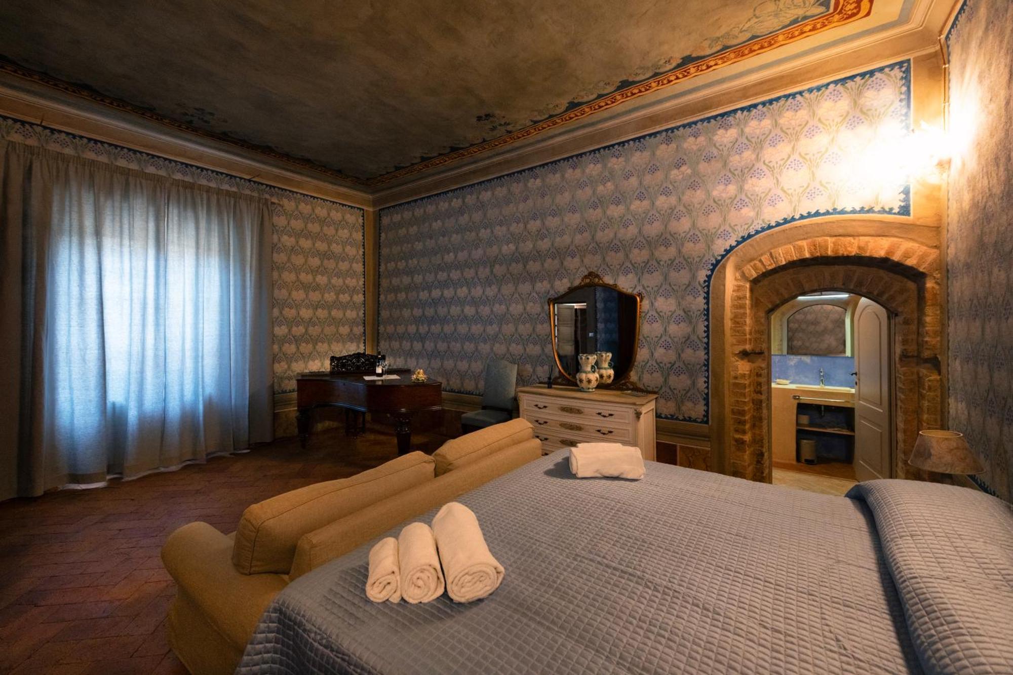 مبيت وإفطار مونتالشينو Il Palazzo Del Cardinale المظهر الخارجي الصورة