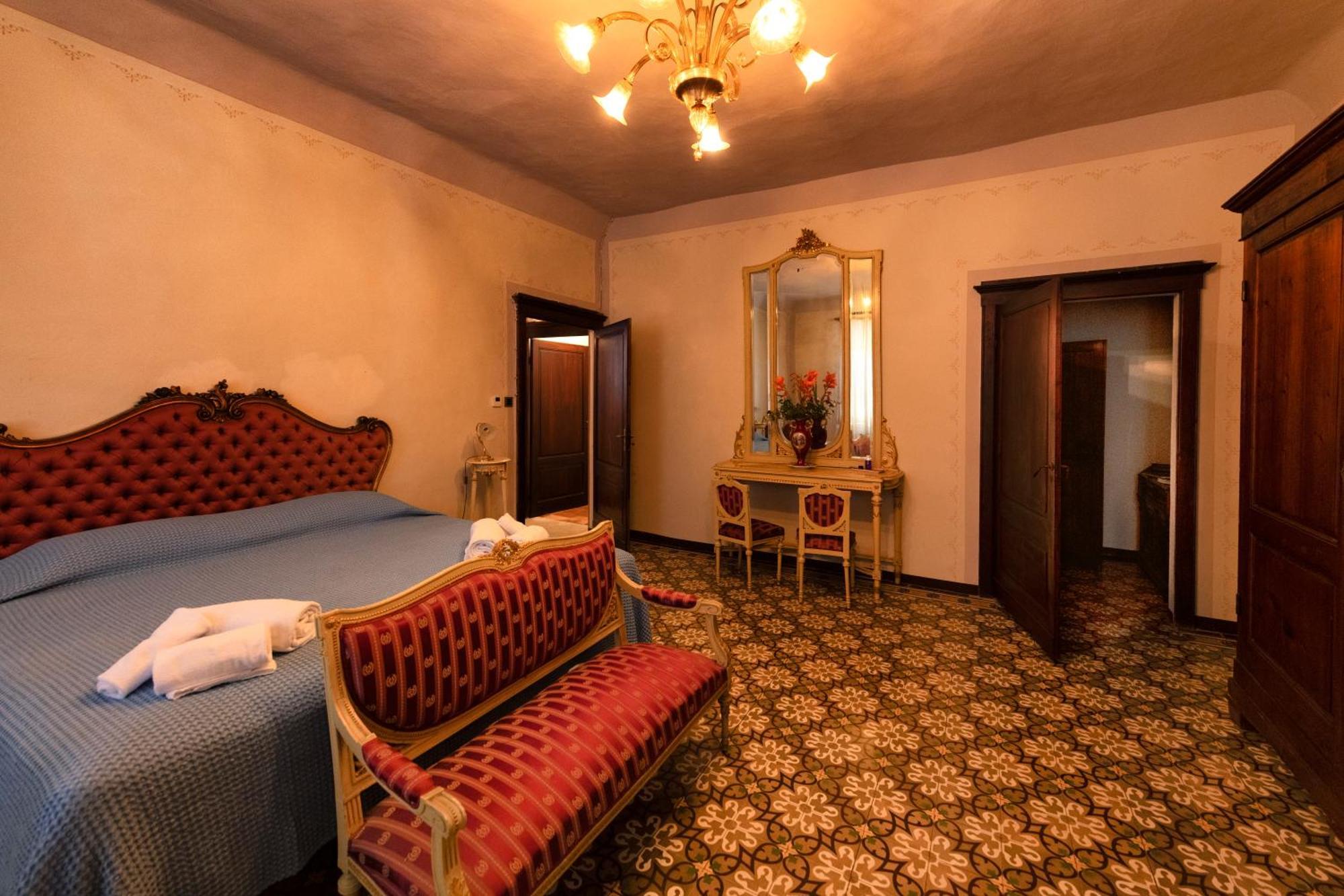 مبيت وإفطار مونتالشينو Il Palazzo Del Cardinale المظهر الخارجي الصورة
