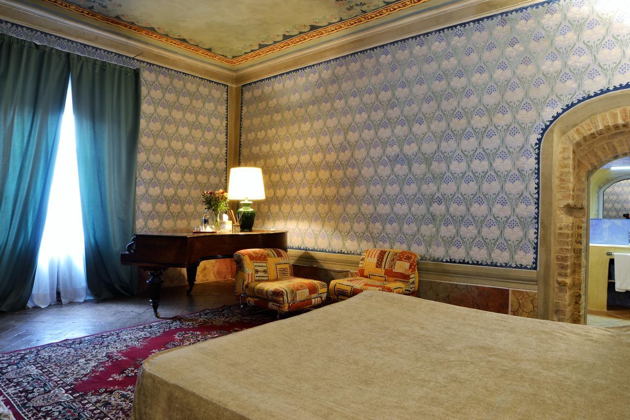 مبيت وإفطار مونتالشينو Il Palazzo Del Cardinale المظهر الخارجي الصورة